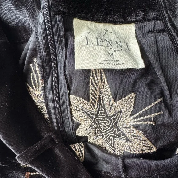 Lenni the Label Chromatic Suit - Picture 12 of 12